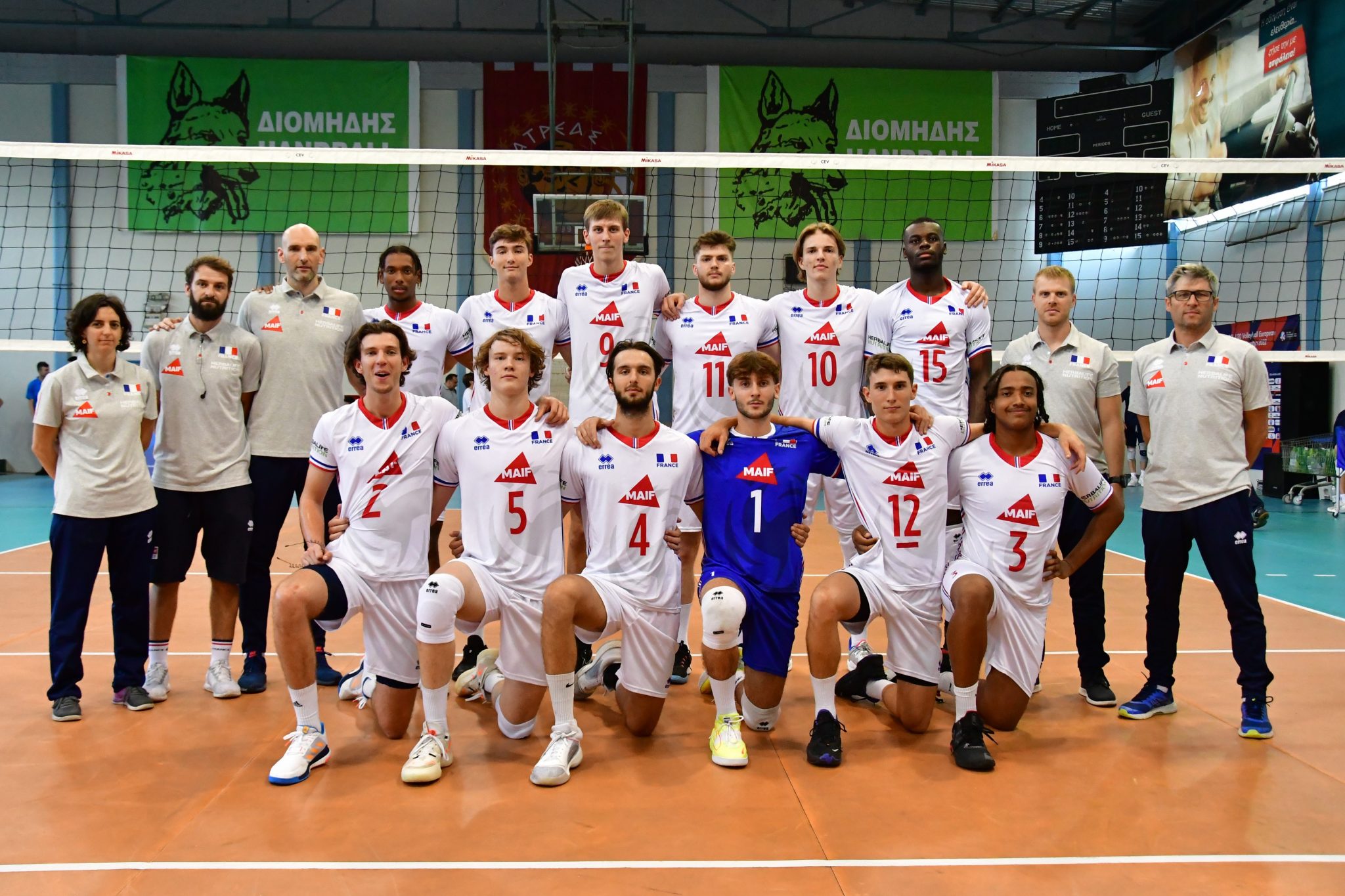 Combien De Joueurs Dans Une équipe De Volley Ball Volley-ball > le Volley Club Nogentais nous présente trois champions